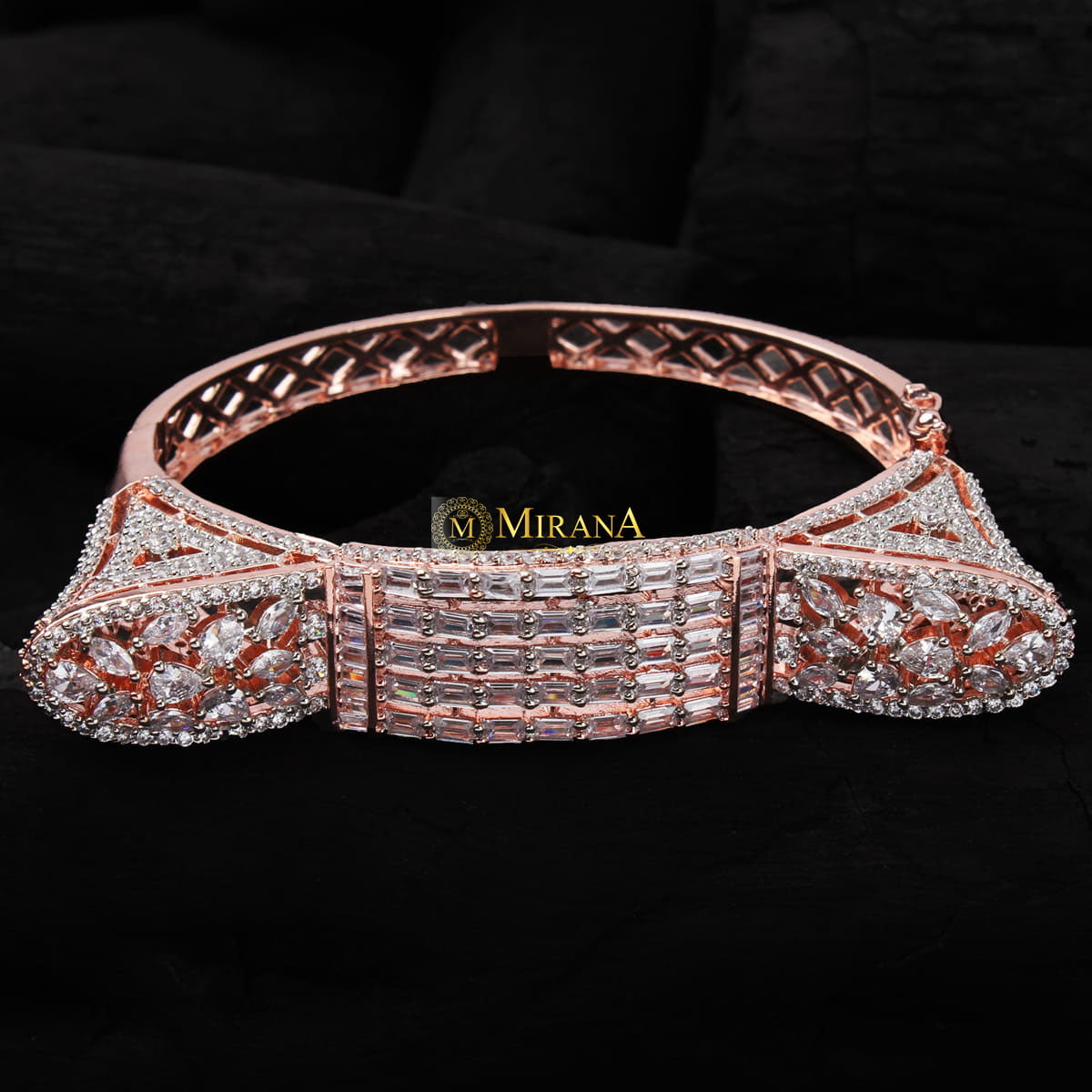 MJBR21R068-1-Catty-Designer-Bracelet-Rose-Gold-Look-6.jpg