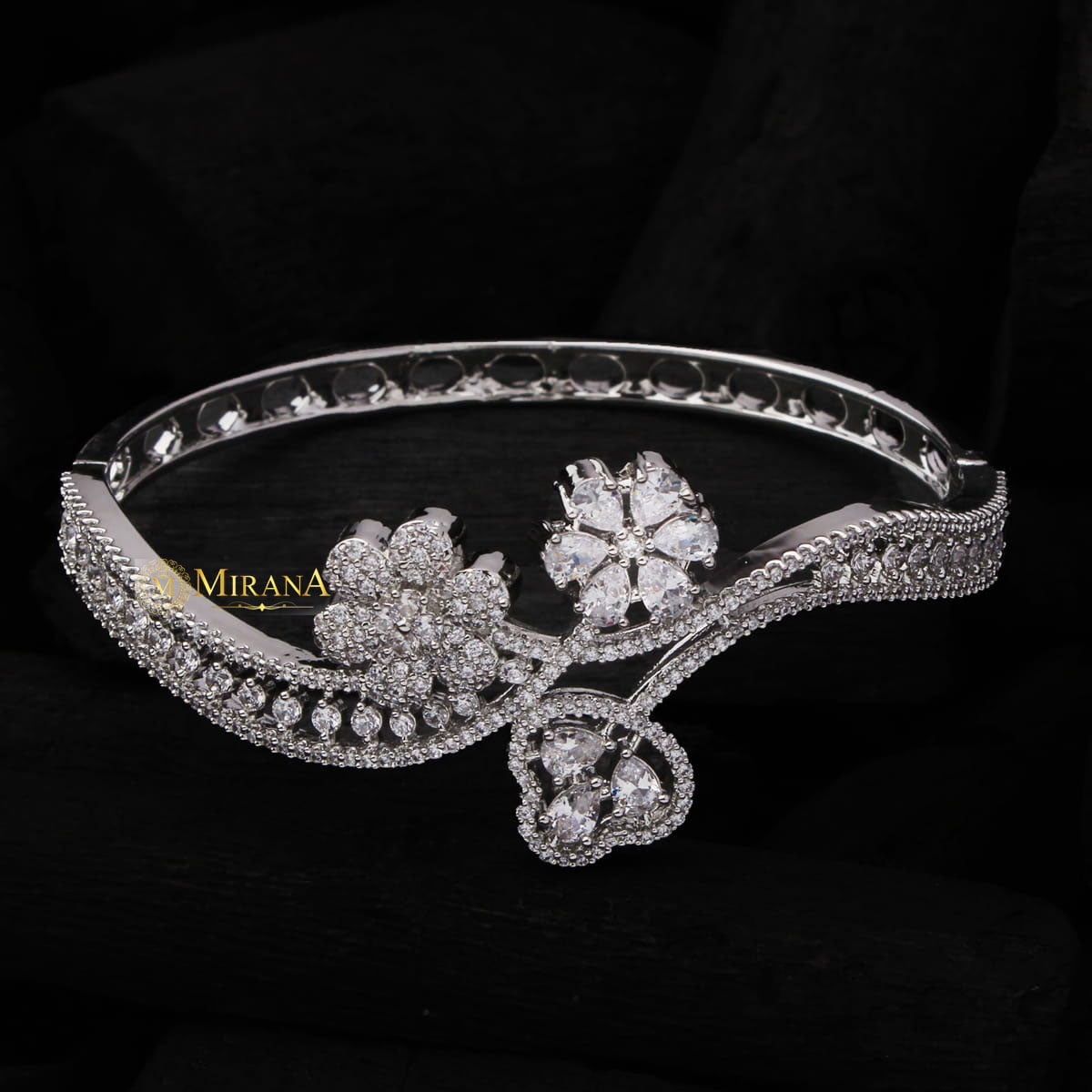 Flower Twig Designed Bracelet