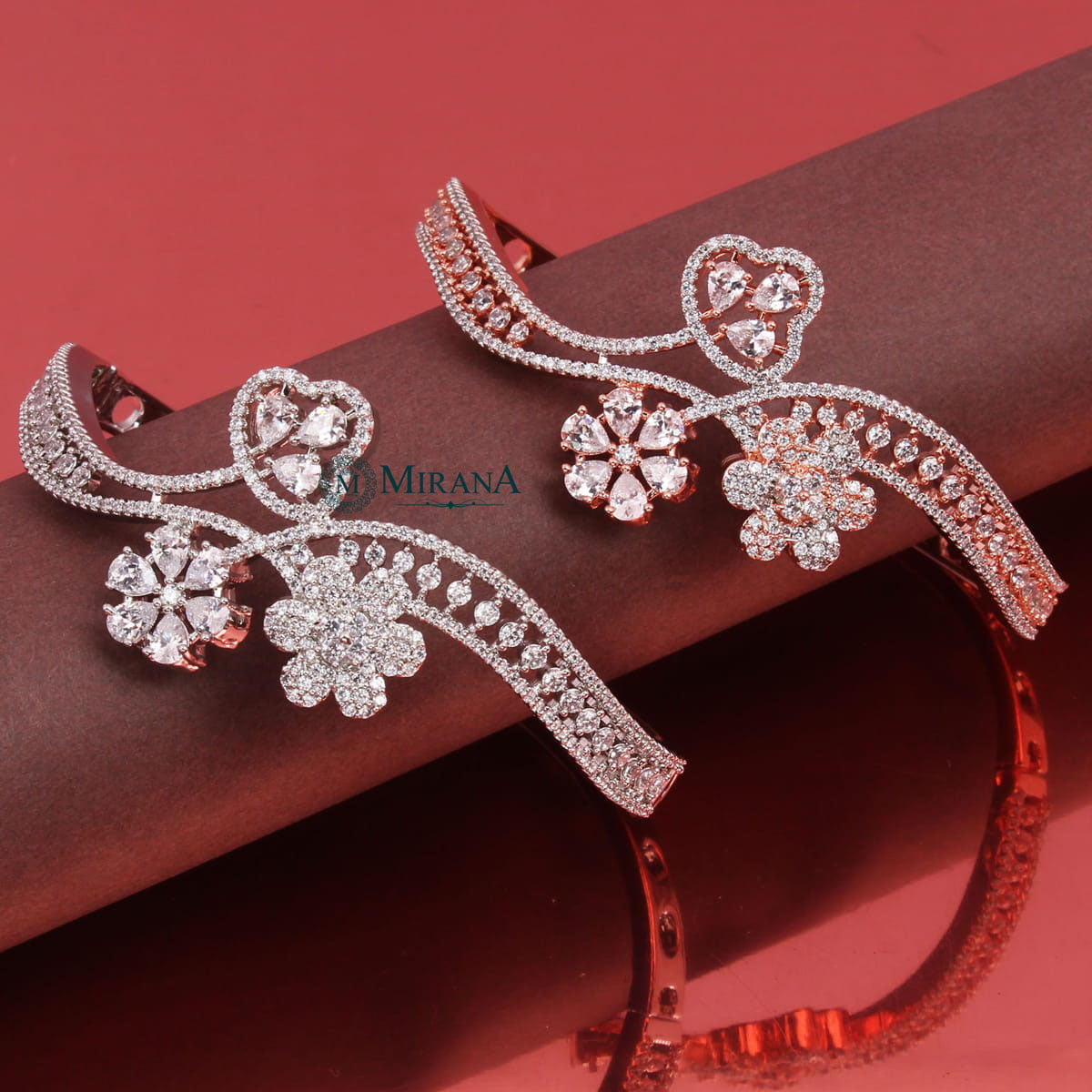 MJBR21R070-3-Flower-Twig-Designed-Bracelet-All-Look-1.jpg