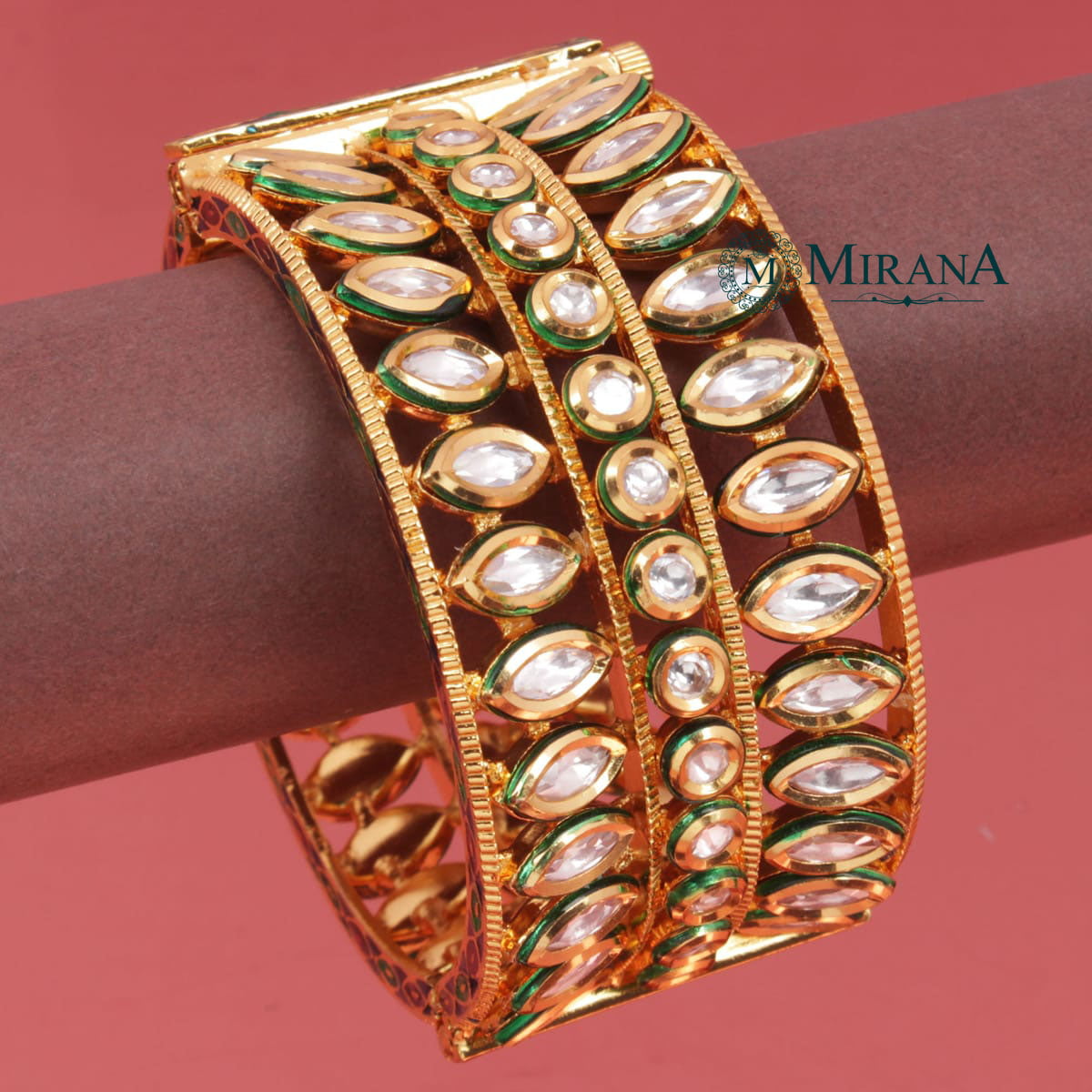 Double Leaf Broad Kundan Bracelet