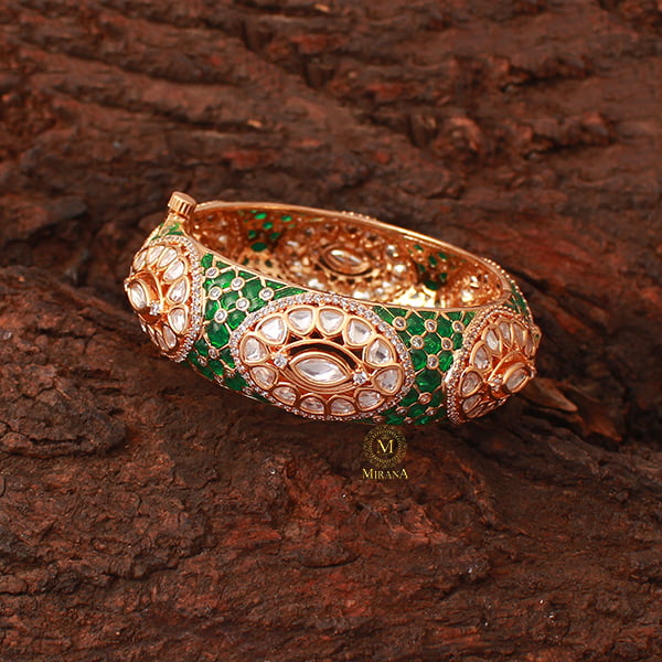 Divya Emerald Green Polki Designer Bracelet