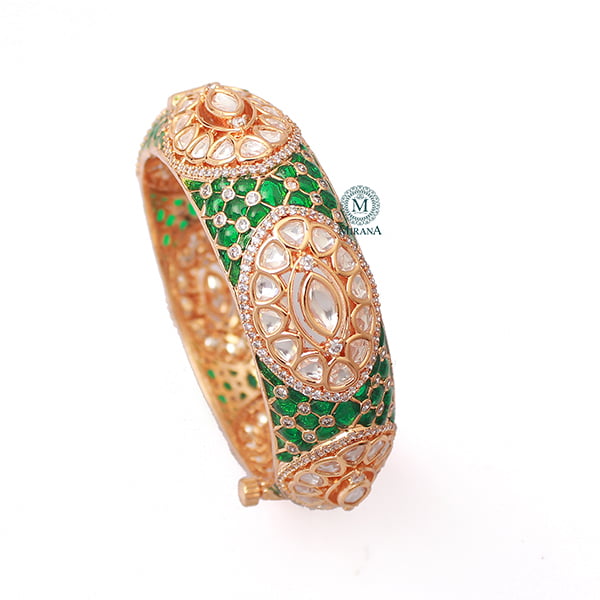 Divya Emerald Green Polki Designer Bracelet