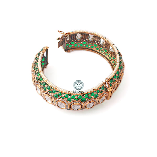 Chitra Emerald Green Polki Designer Bracelet