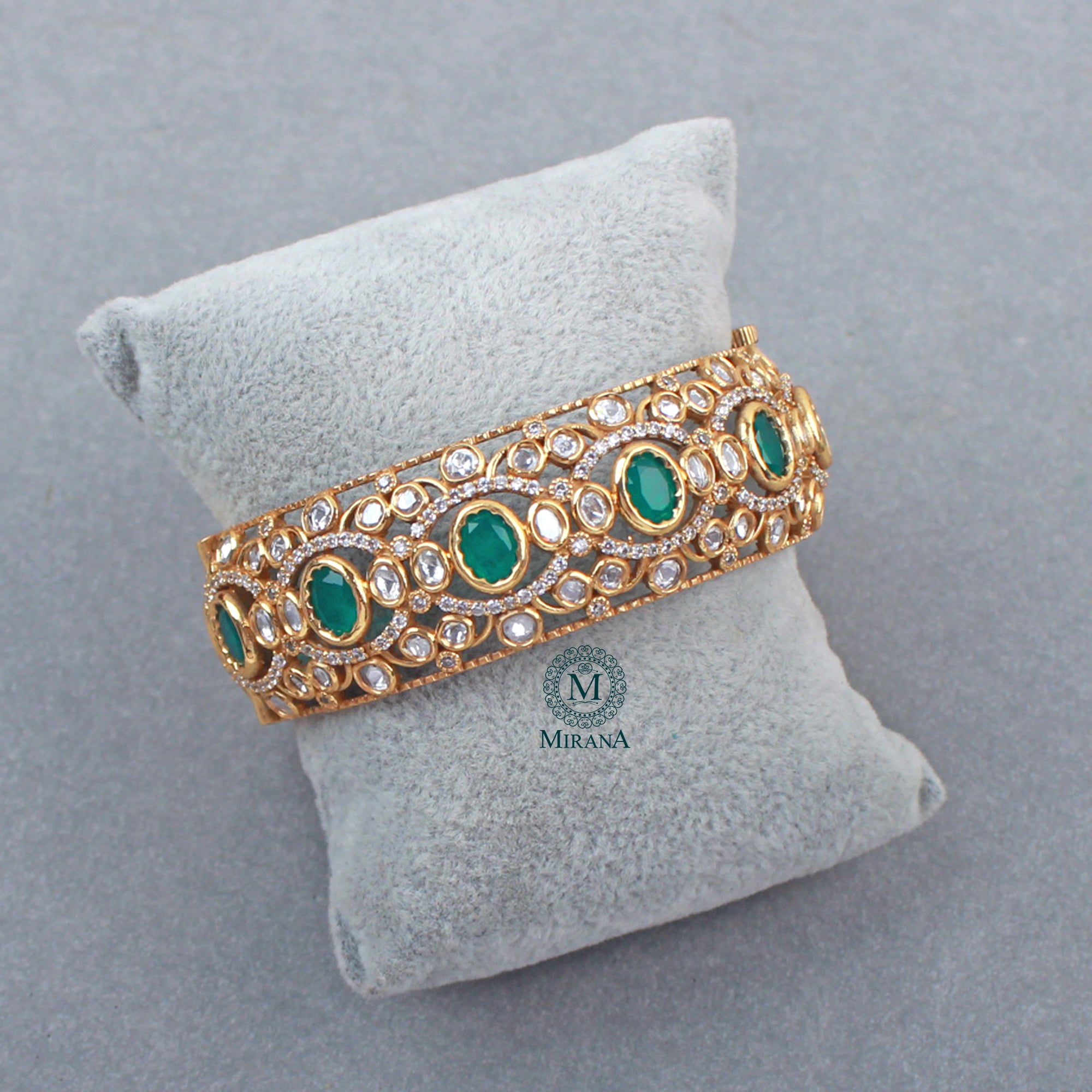Mallika Emerald Green Polki Designer Bracelet