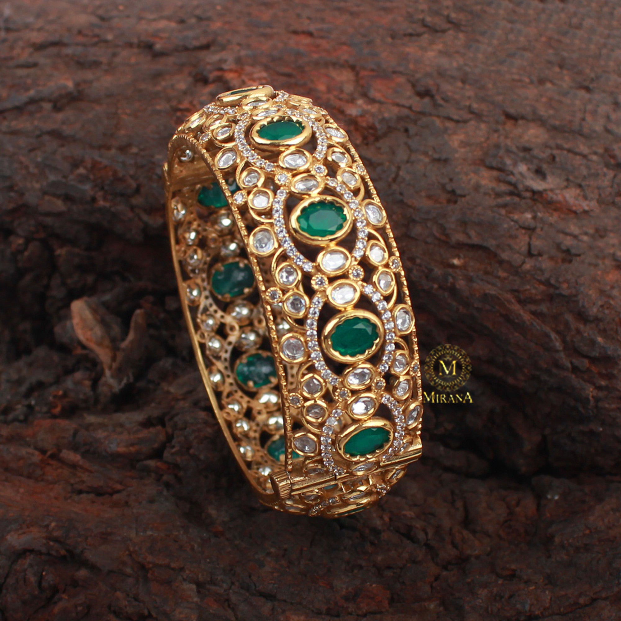 Mallika Emerald Green Polki Designer Bracelet