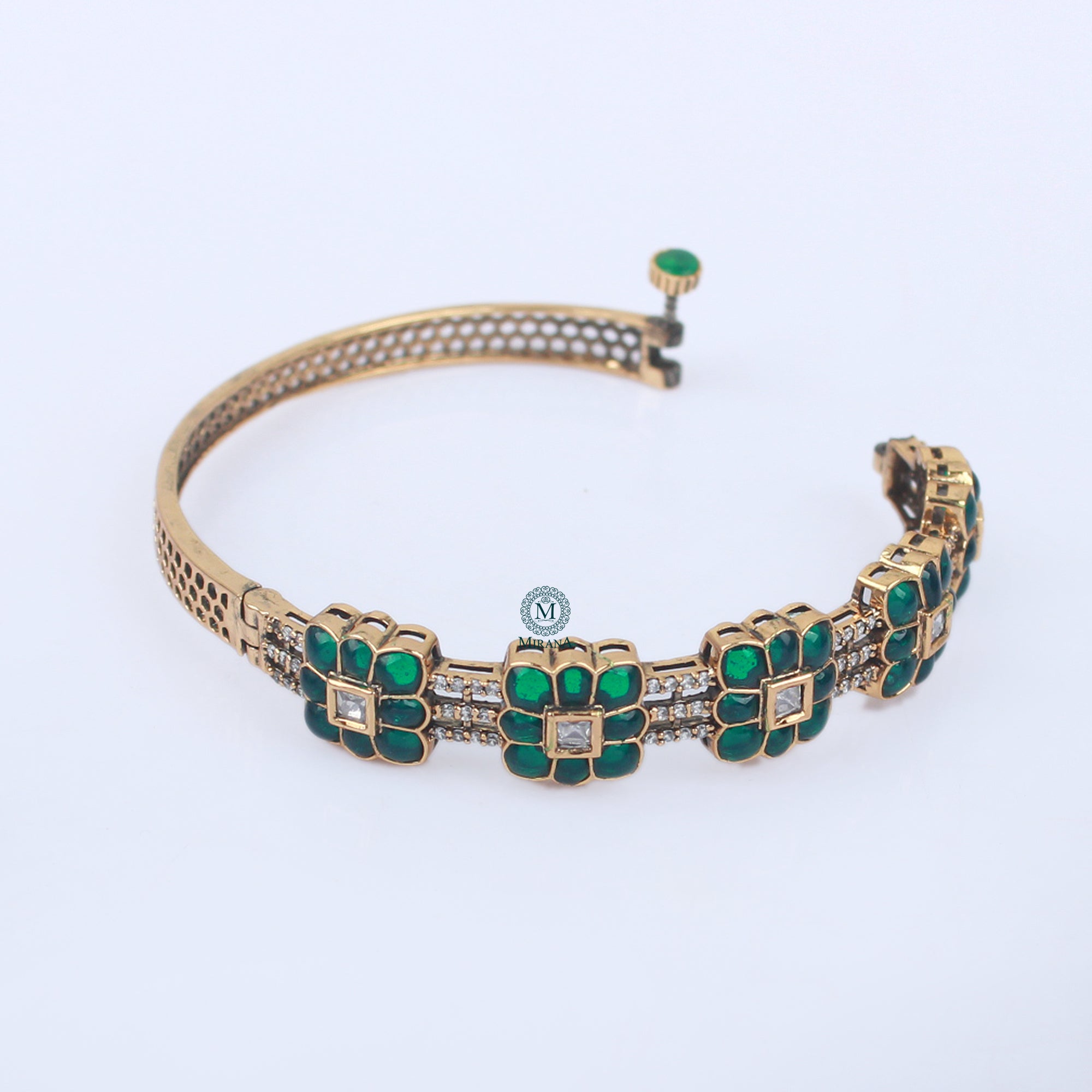 Sarika Emerald Green Designer Bracelet