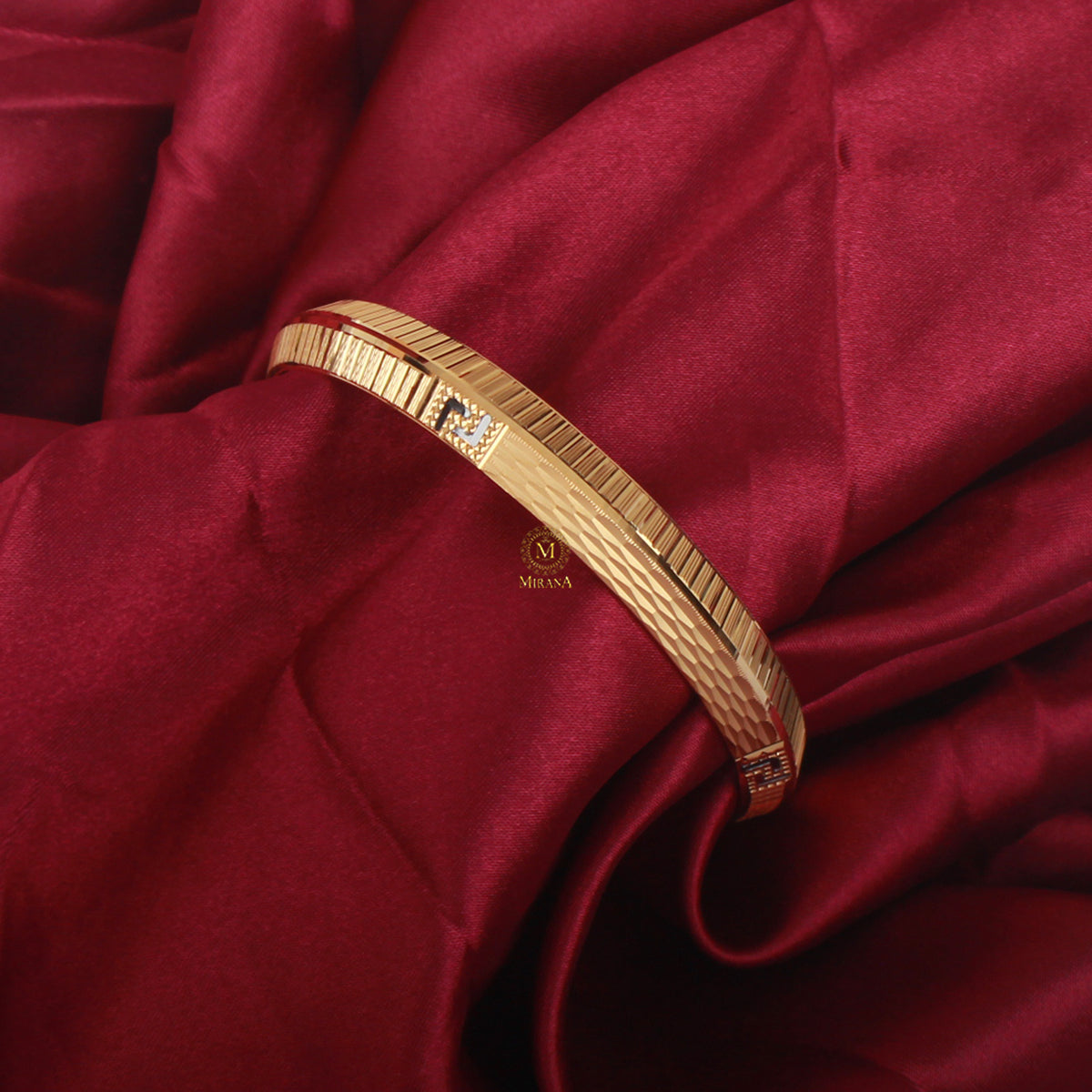 Maynak CZ Designer Kada