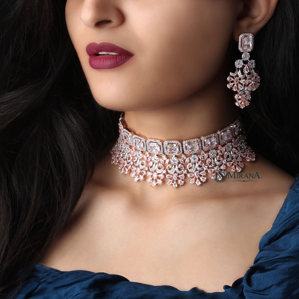 MJCK21C005-1-CZ-Emerald-Cut-Designed-Choker-Set-Gold-Look-10.jpg