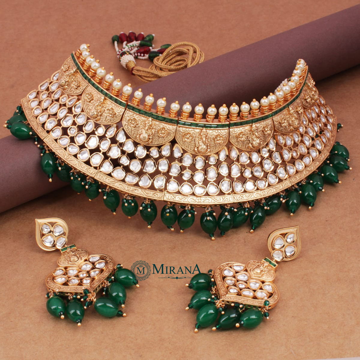 MJCK21C074-1-Antique-Green-Beaded-Uncut-Polki-Choker-Set-13.jpg