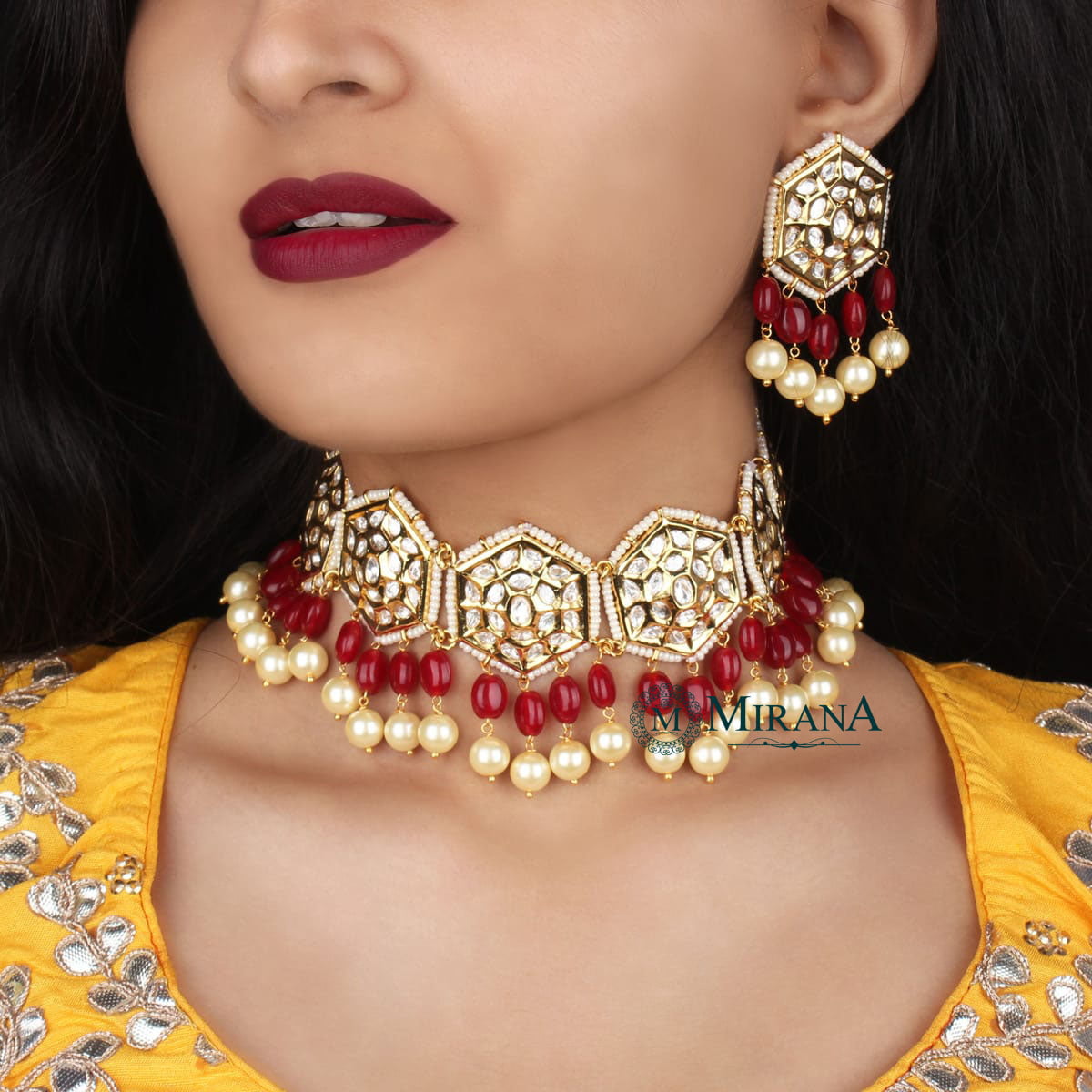 MJCK21C105-1-Madhura-Polki-Choker-Set-Gold-Ruby-Color-Look-8.jpg