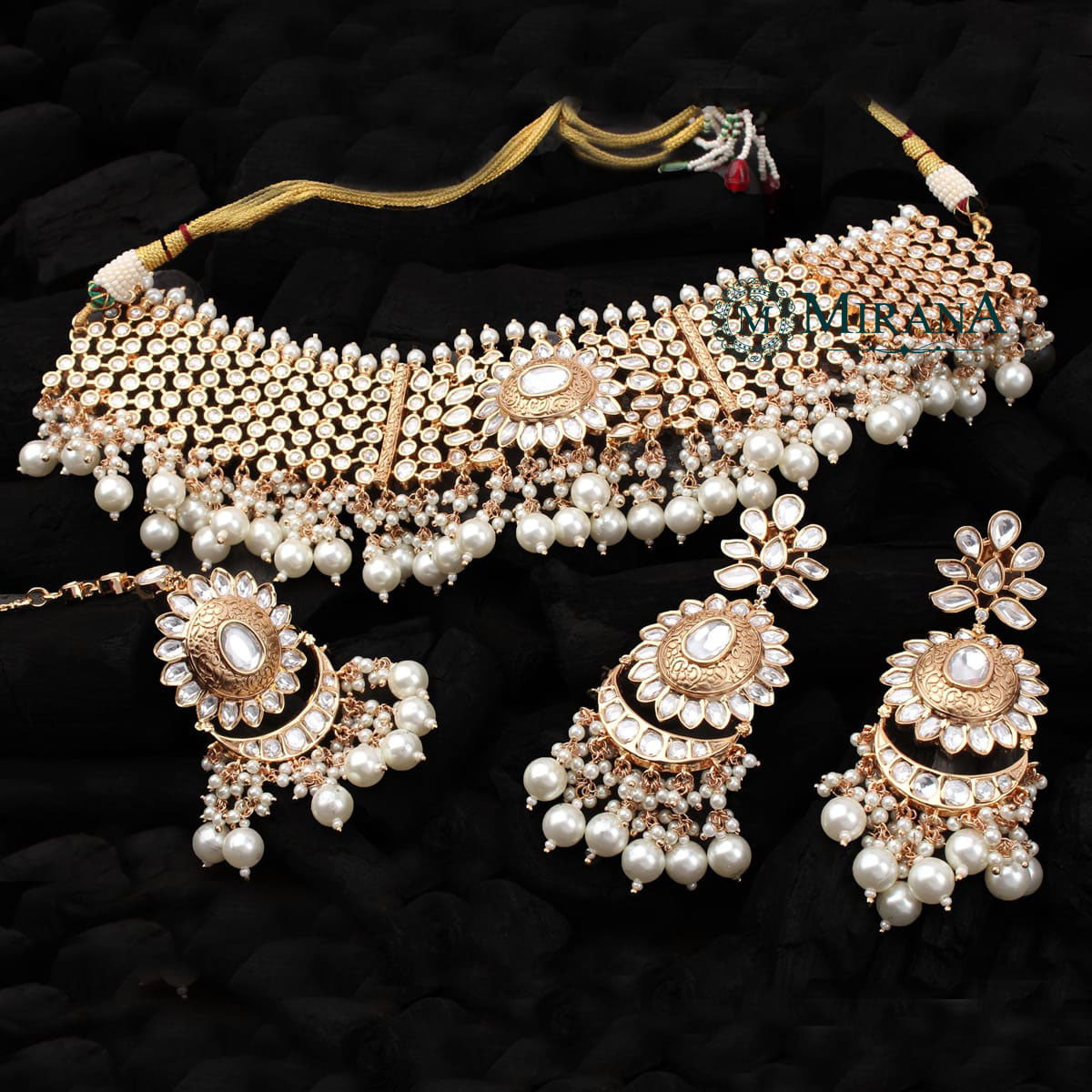 Navya Naveli Kundan Pearl Choker Set