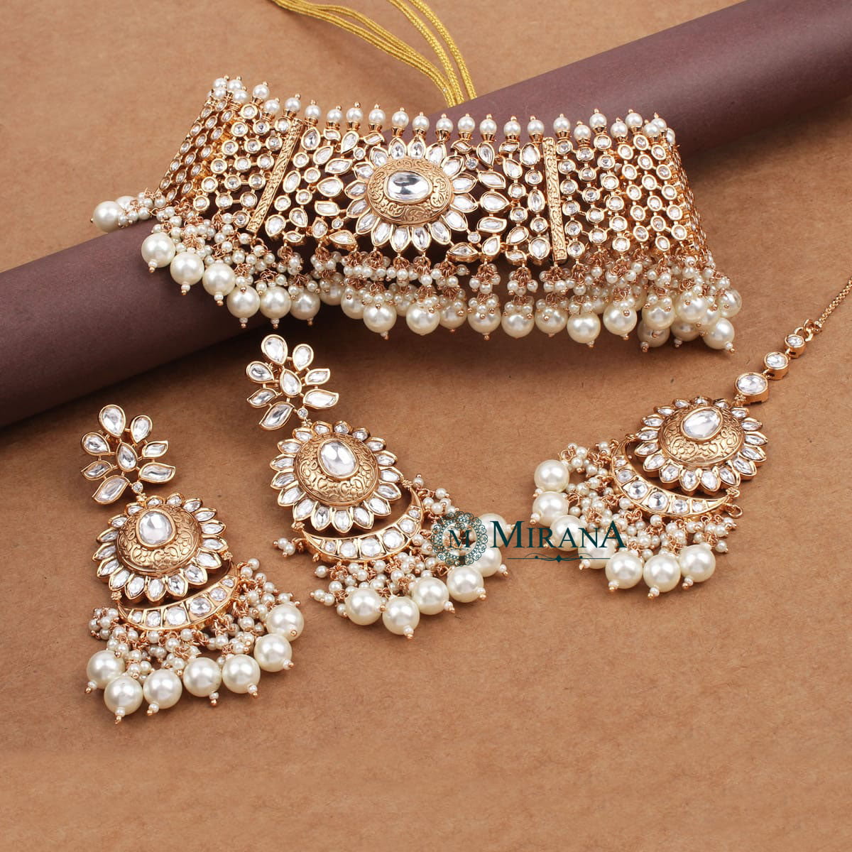 Navya Naveli Kundan Pearl Choker Set