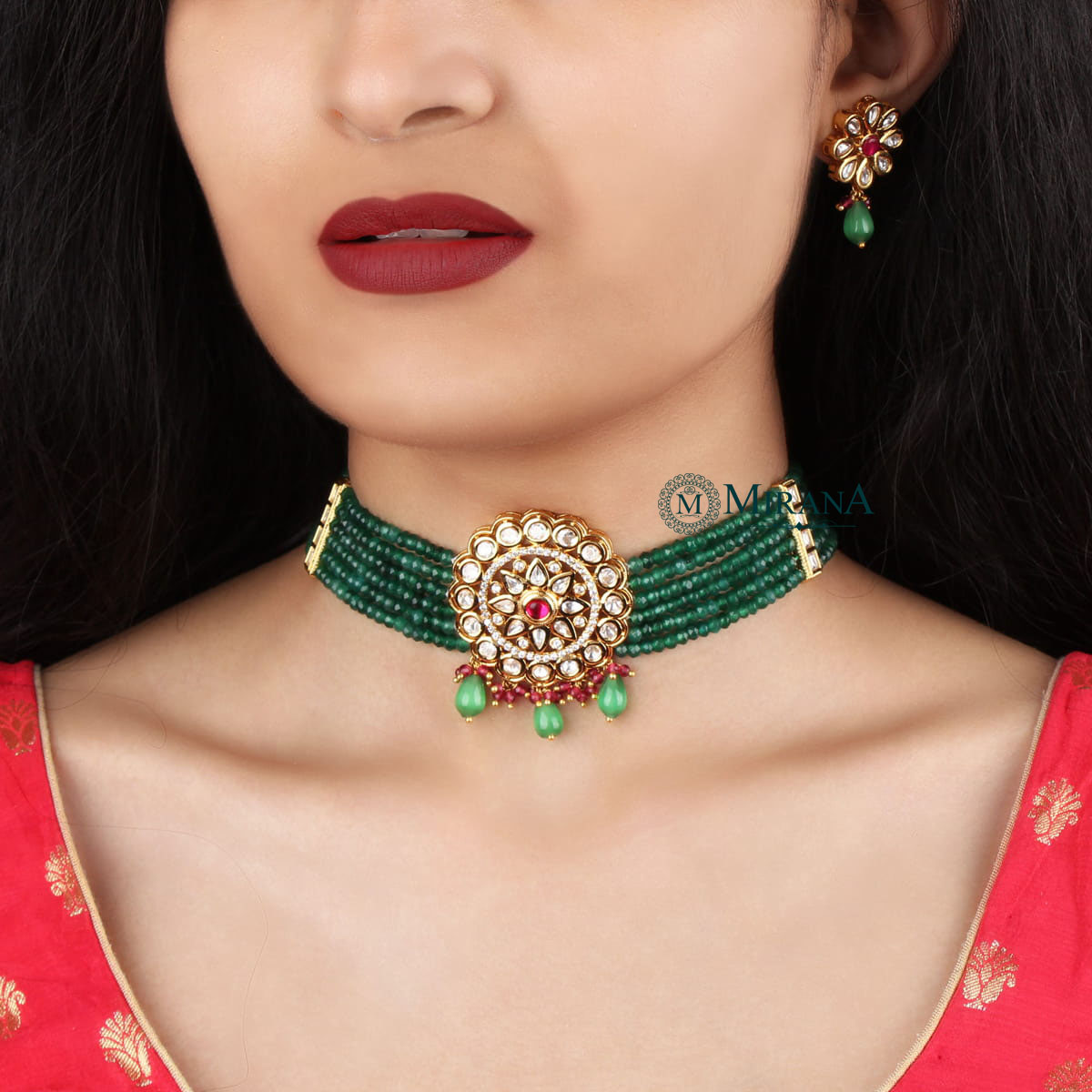 MJCK21C137-1-Yutika-Polki-Kundan-Choker-Set-Gold-Look-7.jpg
