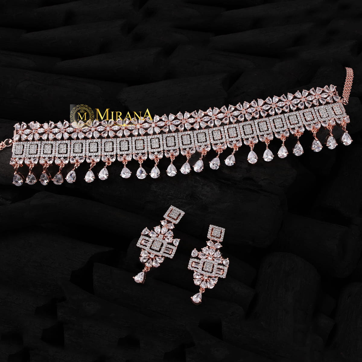 Shivina Pretty Look Choker Set