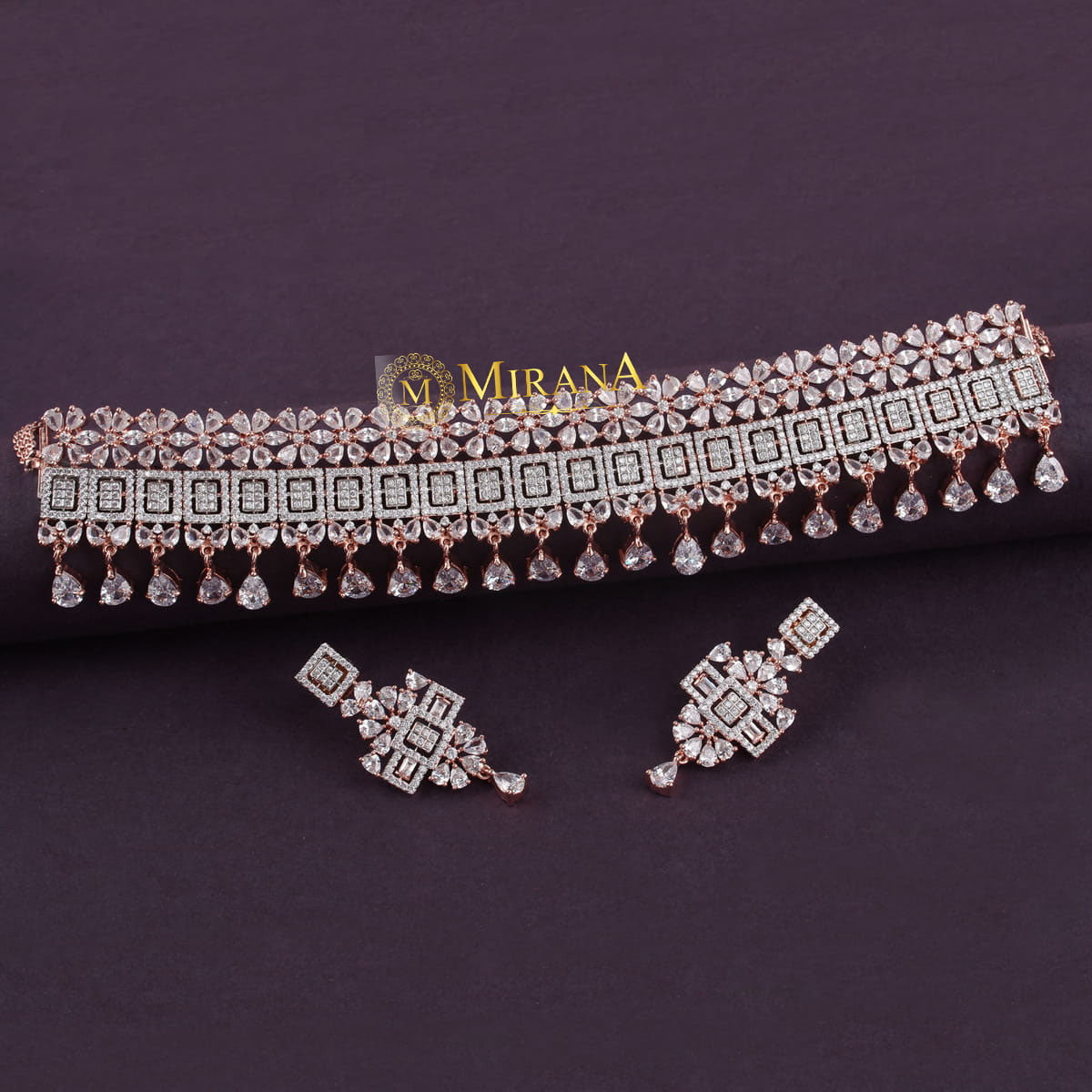 Shivina Pretty Look Choker Set