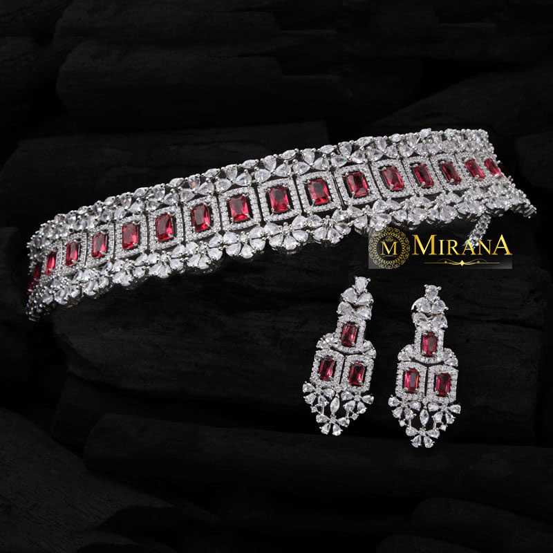 Beautiful Red Colored Sleek Choker Set