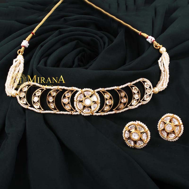 MJCK21C202-1-Mrinalika-Chandra-Polki-Choker-Set-Gold-look-1.jpg July 29, 2022