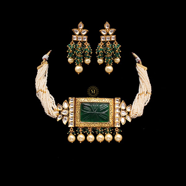 Avari Emerald Green Polki Choker Set