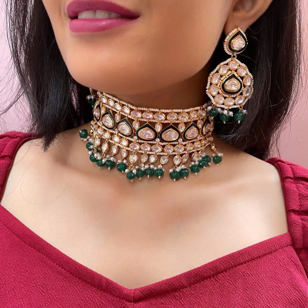 Sharvi Emerald Green Uncut Polki Choker Set