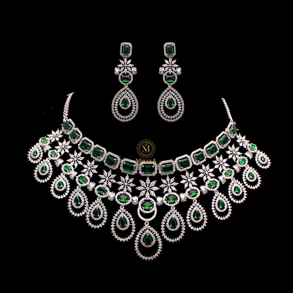 Nia Emerald Green Designer Choker Set