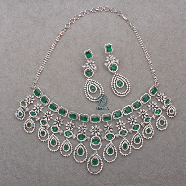 Nia Emerald Green Designer Choker Set