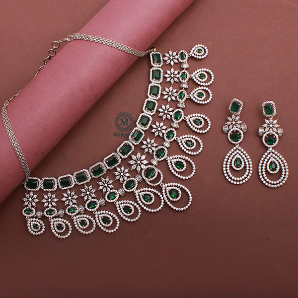 Nia Emerald Green Designer Choker Set