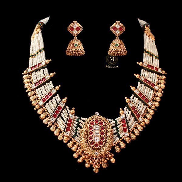 Nirvaya Ruby Green Antique Choker Set