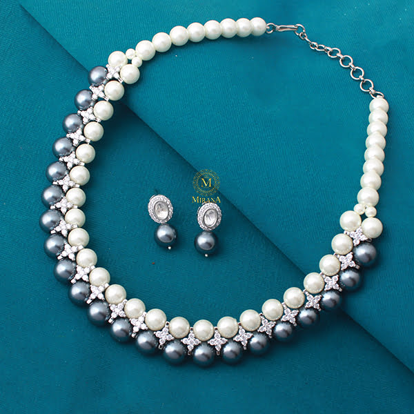 Jenny Glaucous Blue Pearl Choker Set