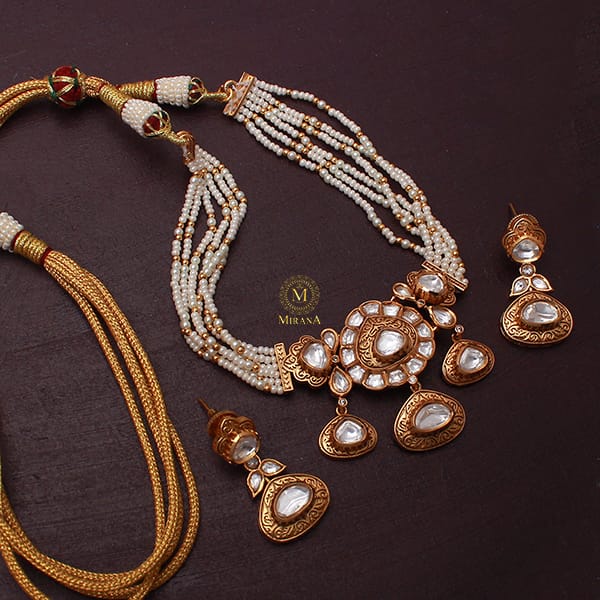 Vitashi Pearl Antique Designer Choker Set