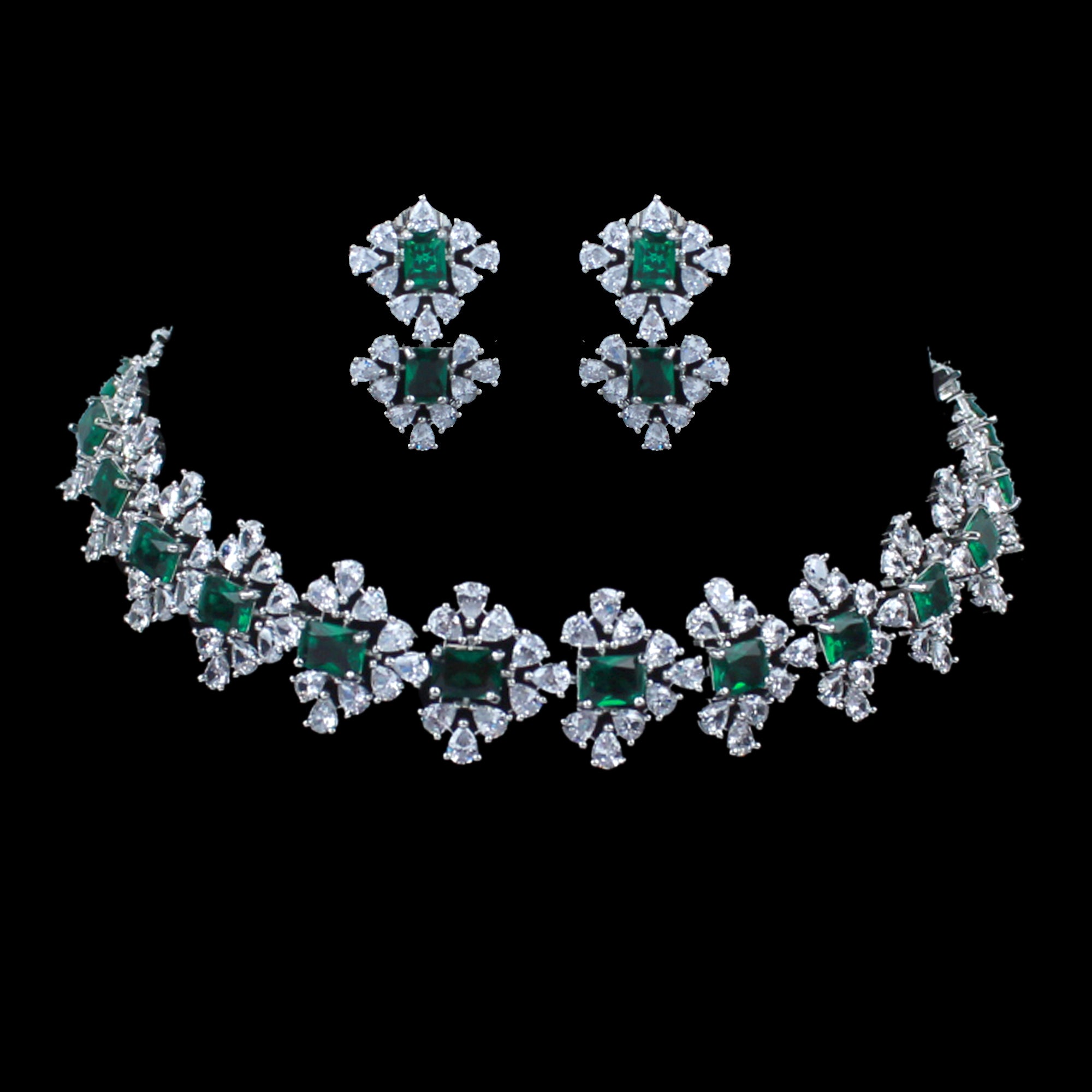 Dorothy Emerald Green Designer Choker Set