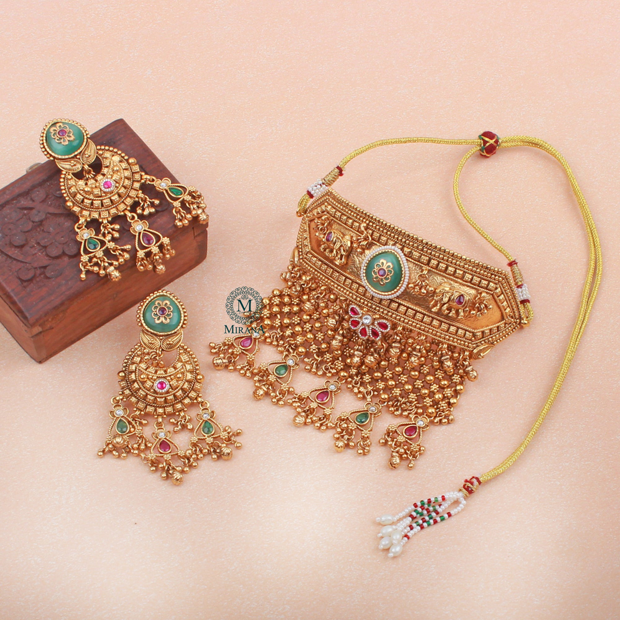 Vastavi Antique Designer Choker Set