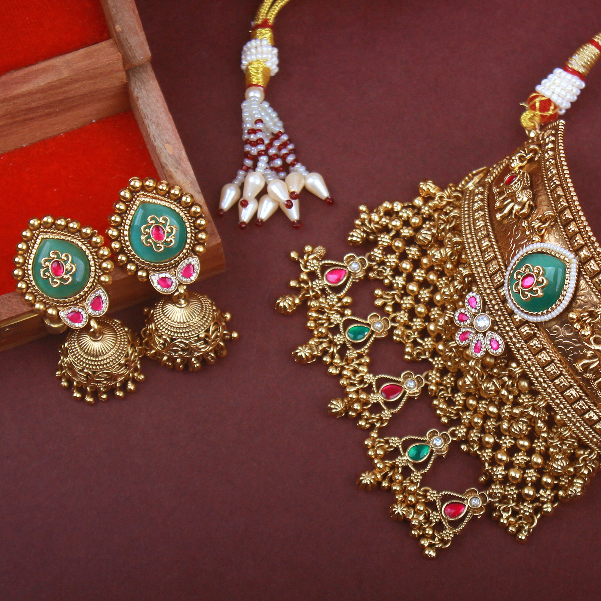 Vastavi Antique Designer Choker Set