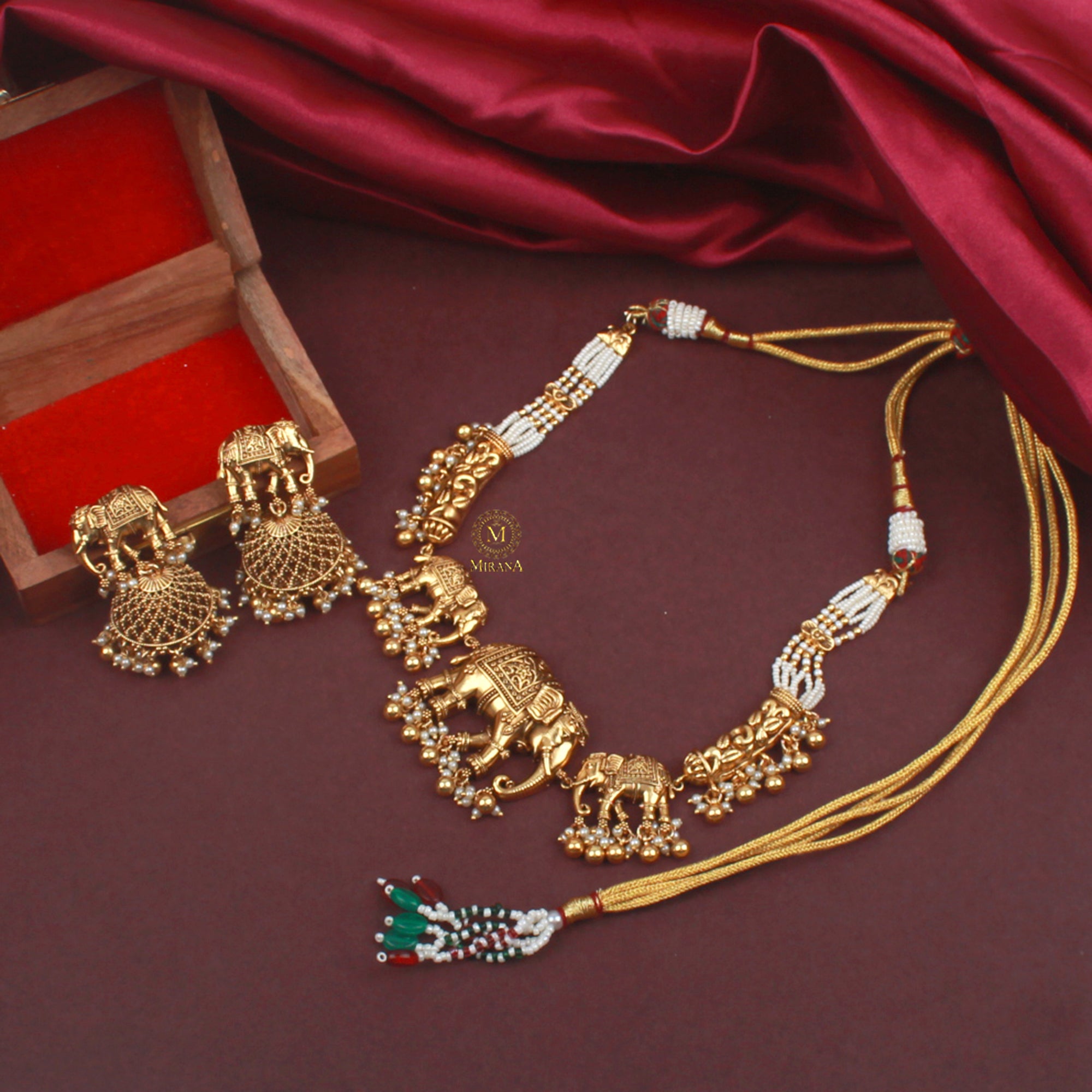 Vantara Antique Choker Set