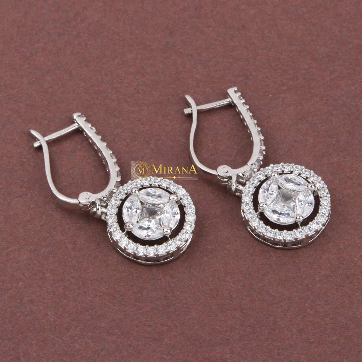 MJER21E089-2-Classic-Light-Weighted-Hoop-Earrings-Silver-Look-3.jpg