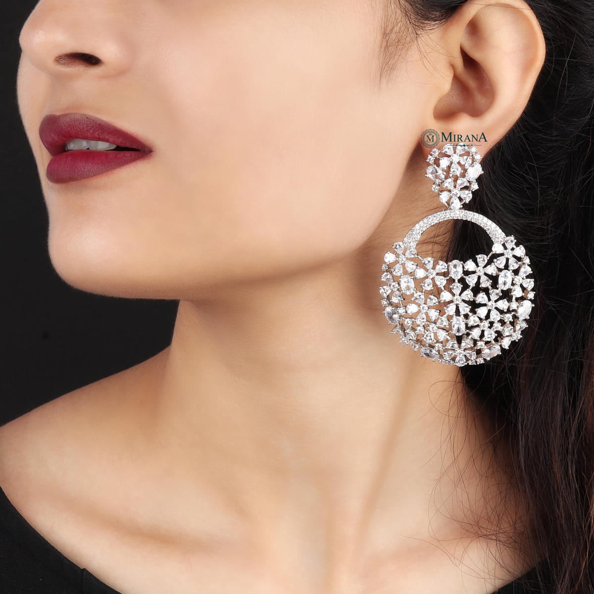 MJER21E127-2-Bunch-Of-Flower-Earrings-silver-Look-7-1.jpg