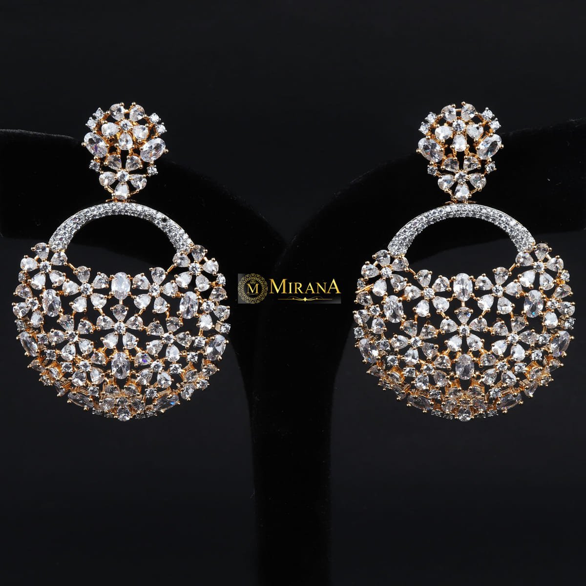 MJER21E127-3-Bunch-Of-Flower-Earrings-Gold-Look-9.jpg