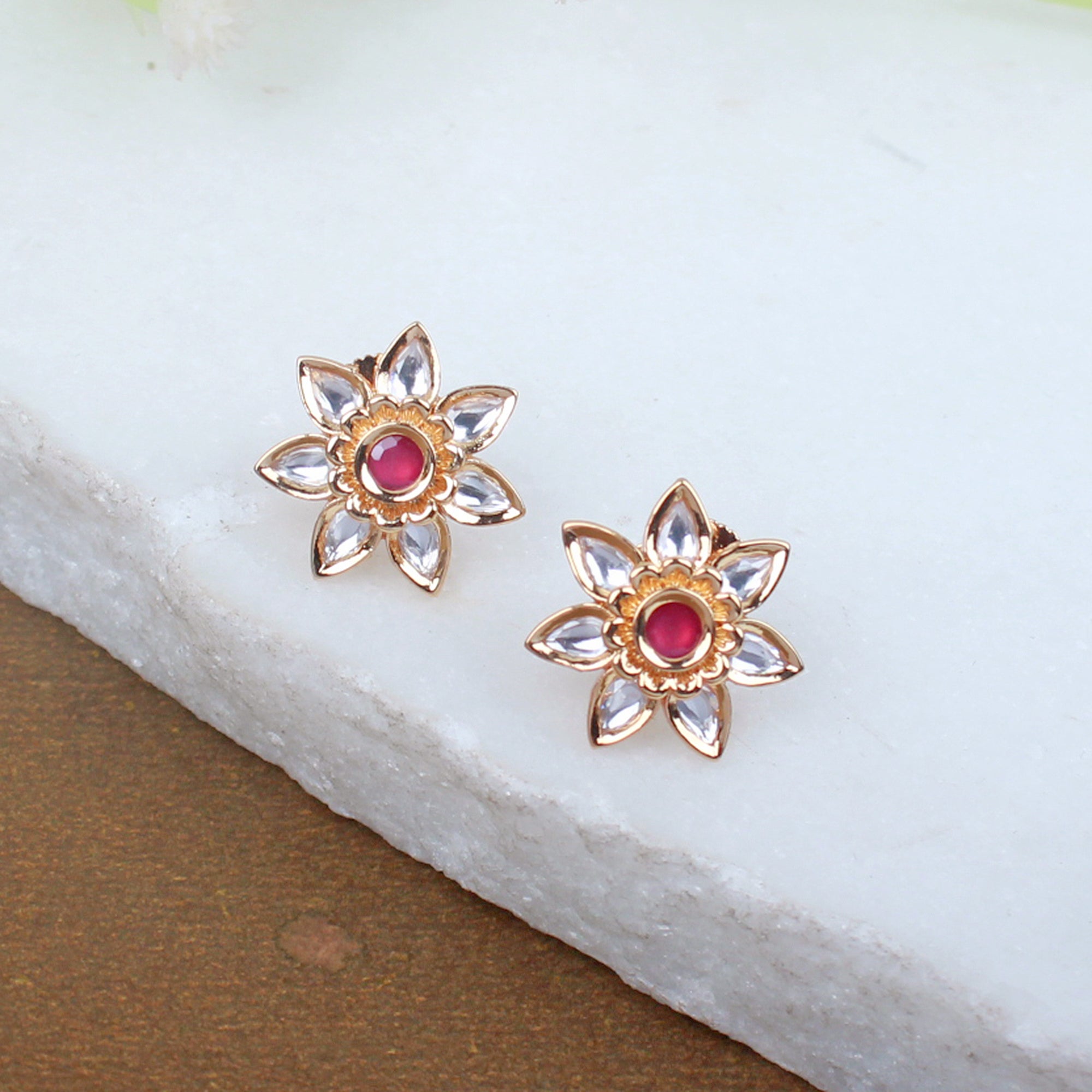 Yashi Polki Designer Studs