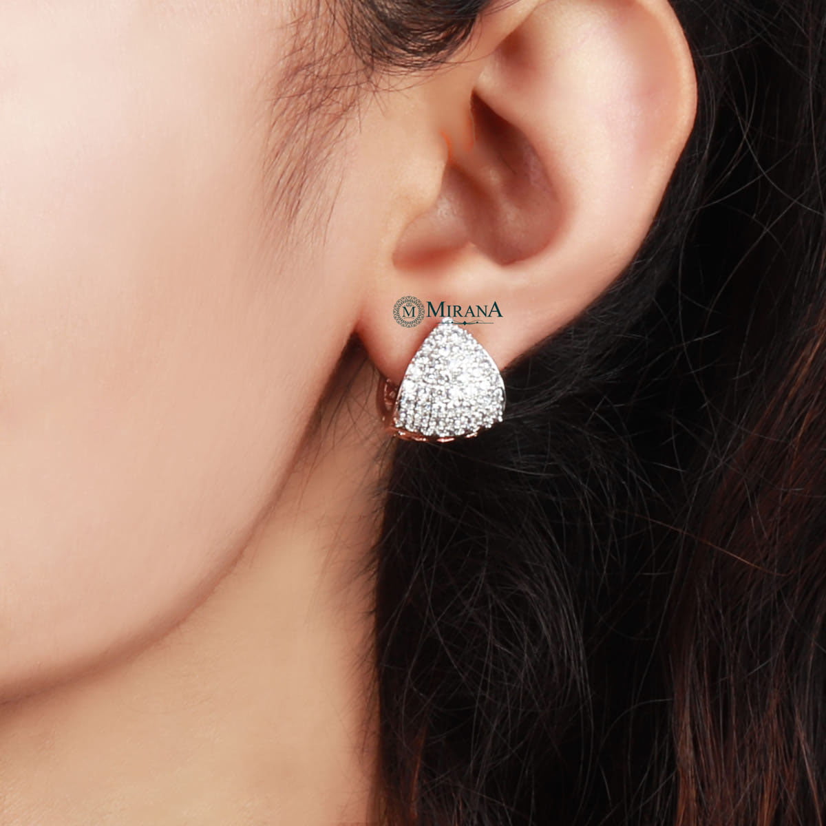 MJER21E151-1-Amazing-Ticktock-Triangle-Studs-Rose-Gold-Look-6.jpg