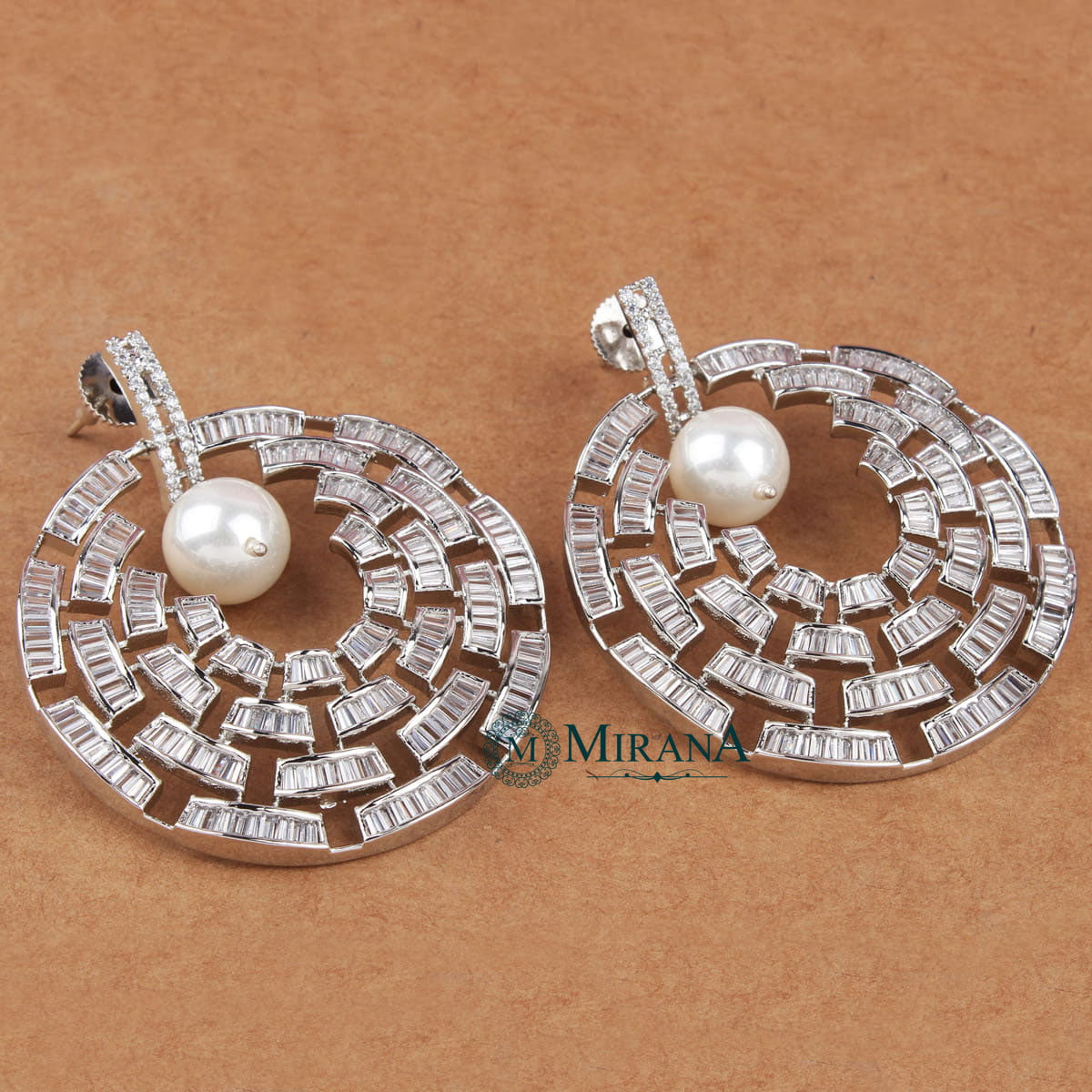 MJER21E220-2-Matte-Finish-Pearl-Earrings-Silver-Look-6.jpg