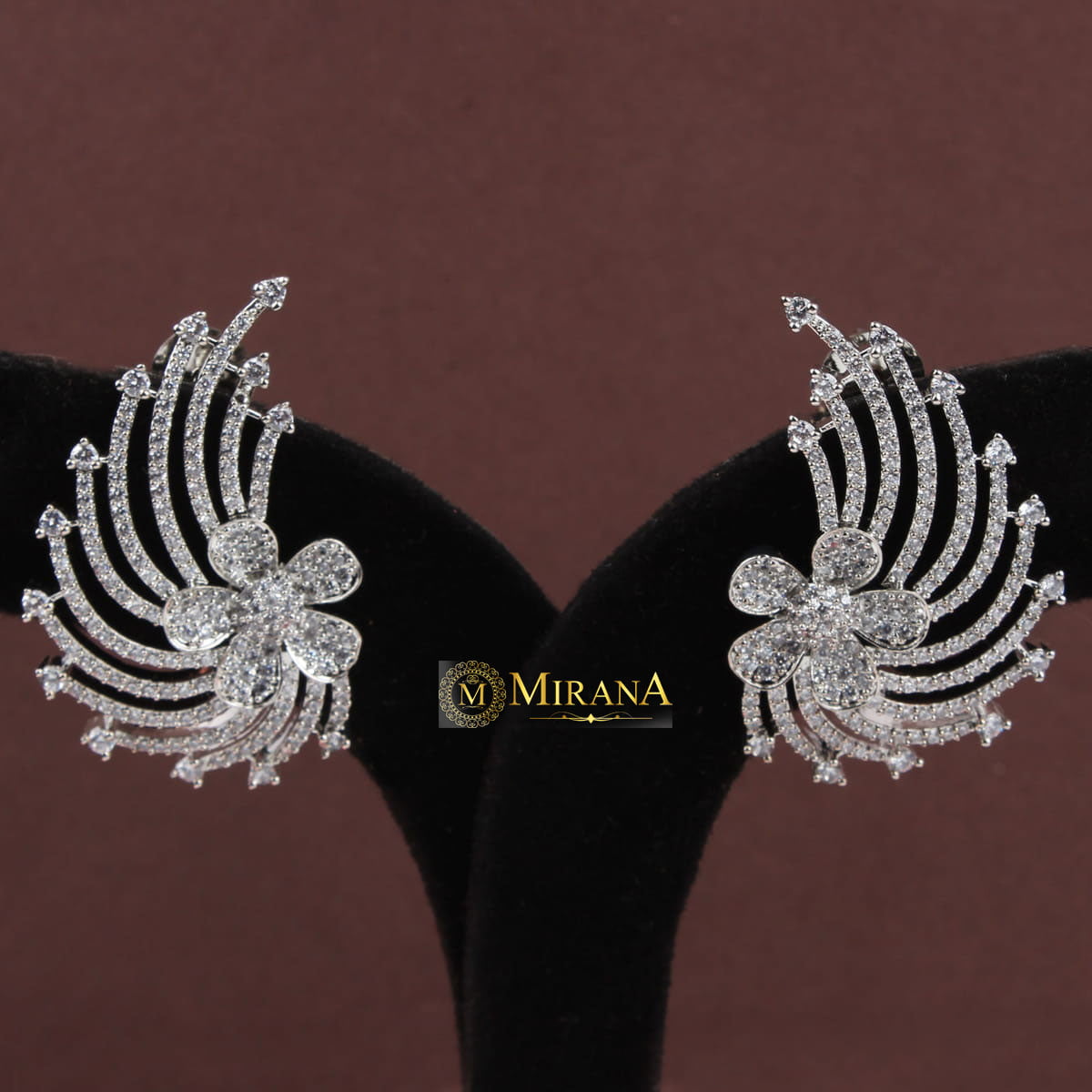 Sparkling Flower Designed Earrings