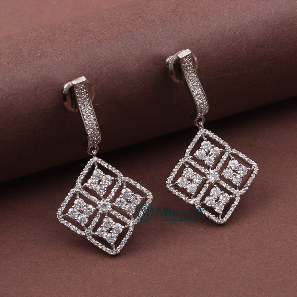 Elisse Hanging Earrings