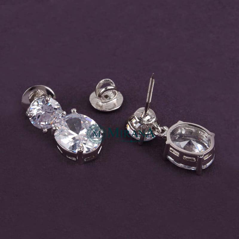 Ashlee Solitaire Look Earrings