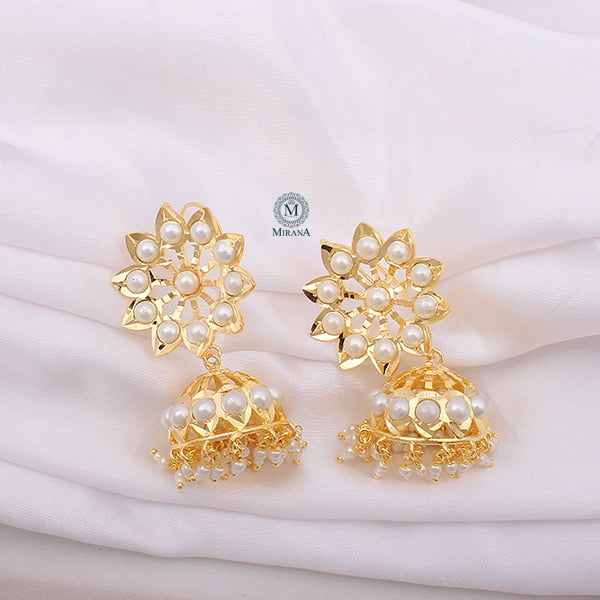 Madhubala Pearl Jadau Jhumki