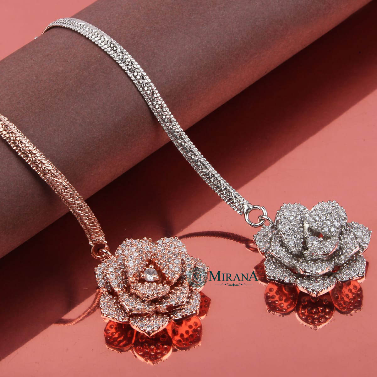 MJMT21T037-3-Dual-Tone-Flower-Maangtika-All-Look-1.jpg