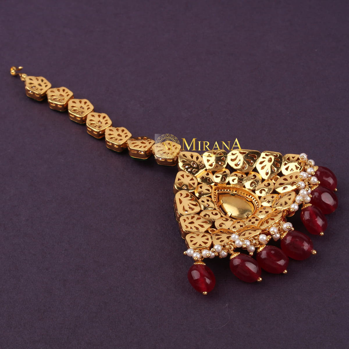 Reva Bridal Look Kundan Maangtika