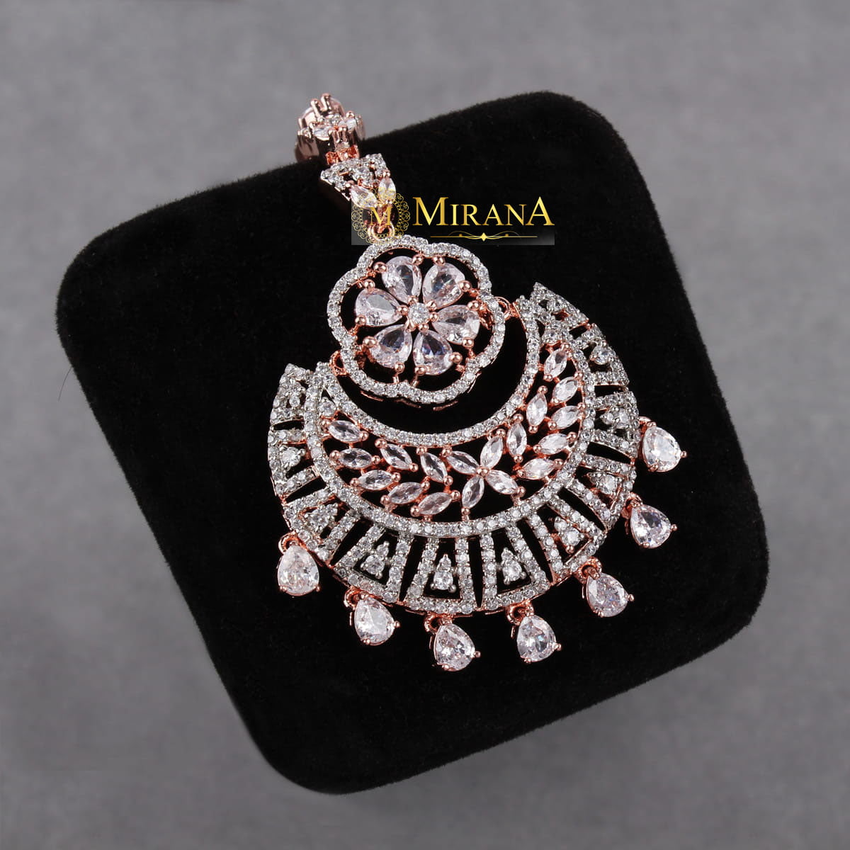 MJMT21T064-1-Shivina-Pretty-Look-Maangtika-Rose-Gold-Look-1.jpg