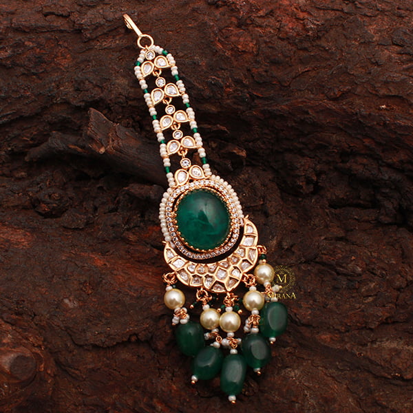 Shalvi Emerald Green Polki Designer Tika
