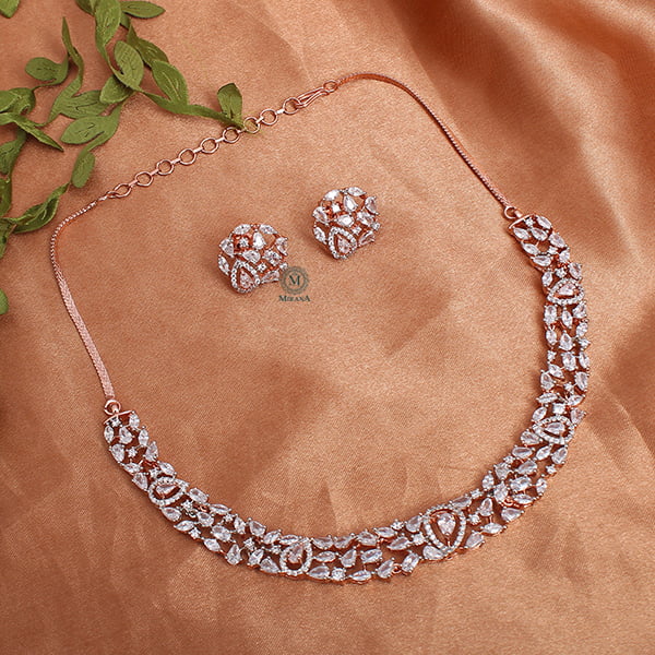 Tossed Necklace Set With Small Studs