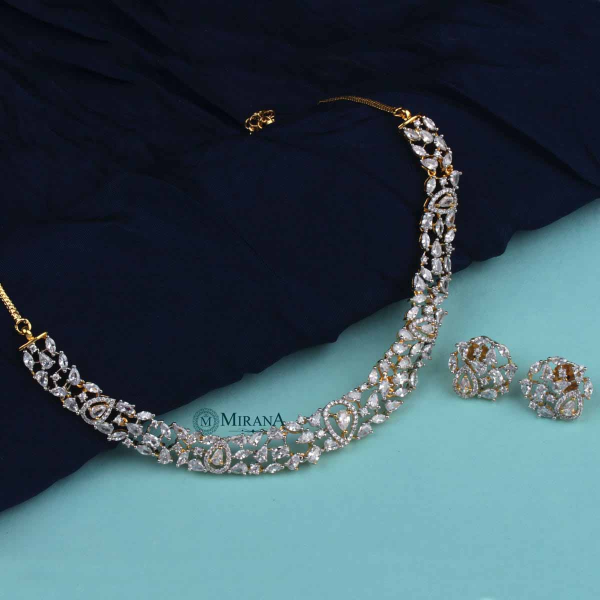 Tossed Necklace Set With Small Studs