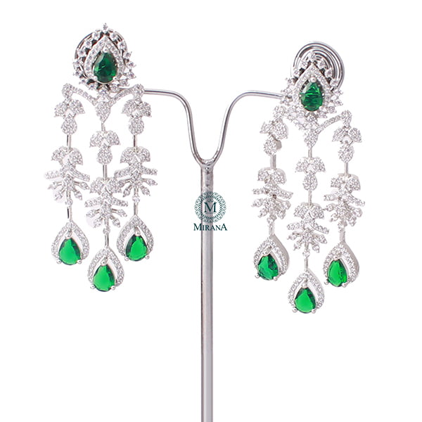 Nobisha Emerald Green Designer Necklace Set